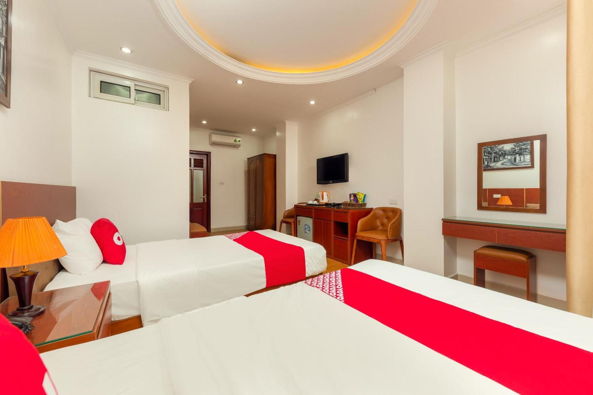 Super Oyo Capital O 387 Bach Duong Hotel Hanoi Buitenkant foto